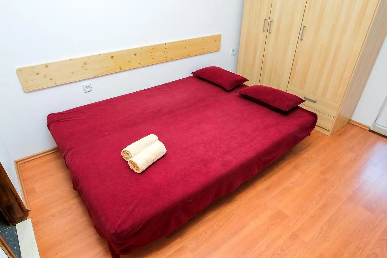 Apartments Kolic Veli Rat